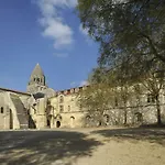 Les De L'abbaye Hotel *