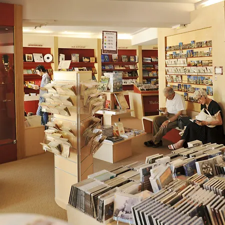 Les De L'abbaye * Saintes