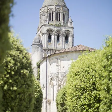 Les De L'abbaye * Saintes